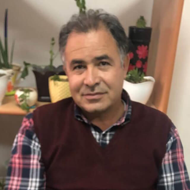 احمد تهیدست