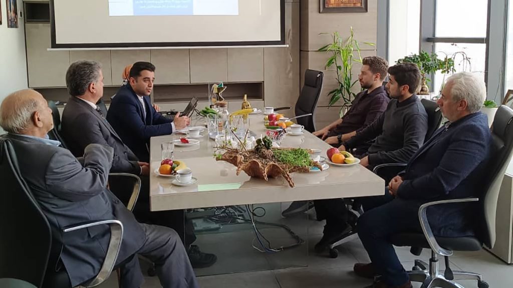 Iraklı sahibiyle görüşme