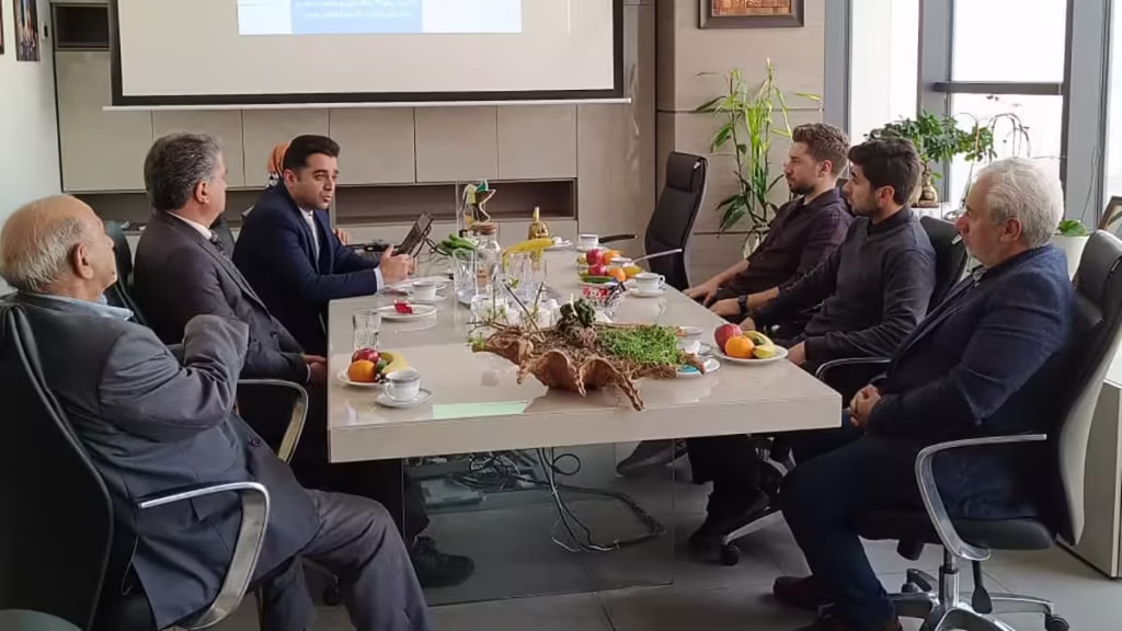 جلسه مدیرعامل صادیران با مالک عراقی